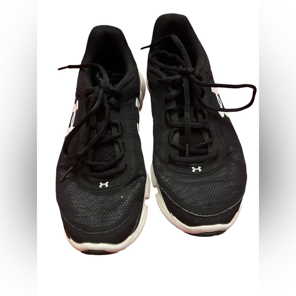 UNDER ARMOUR brand Micro G Assert athletic sneakers. Size 8. Gently worn.